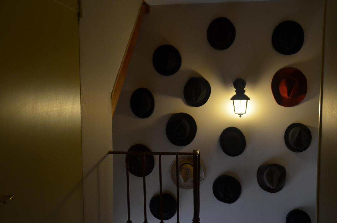 Bed and Breakfast Domaine Maltoff Coulanges-la-Vineuse Exterior foto